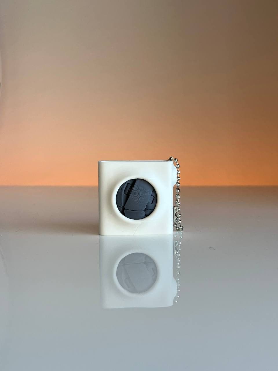 Zorbles — White